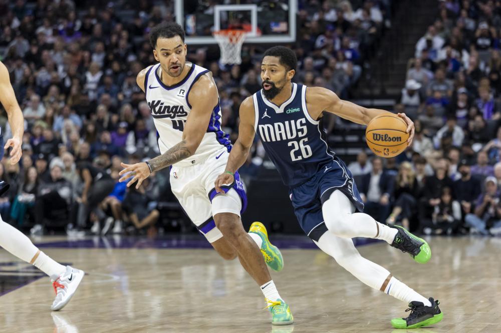 尽管与年轻 尽管与年轻