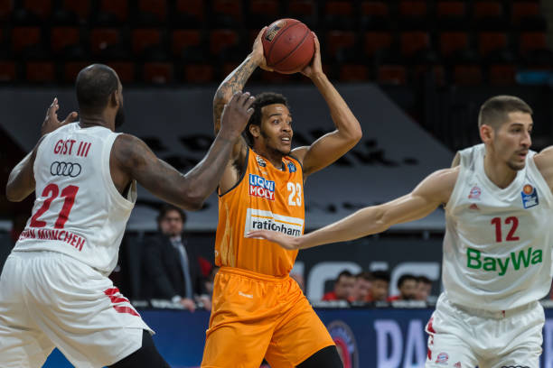 马斯坦托诺 马斯坦托诺