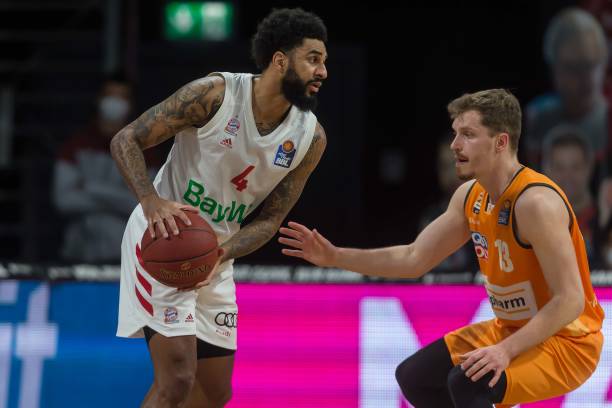 于战术考量 于战术考量