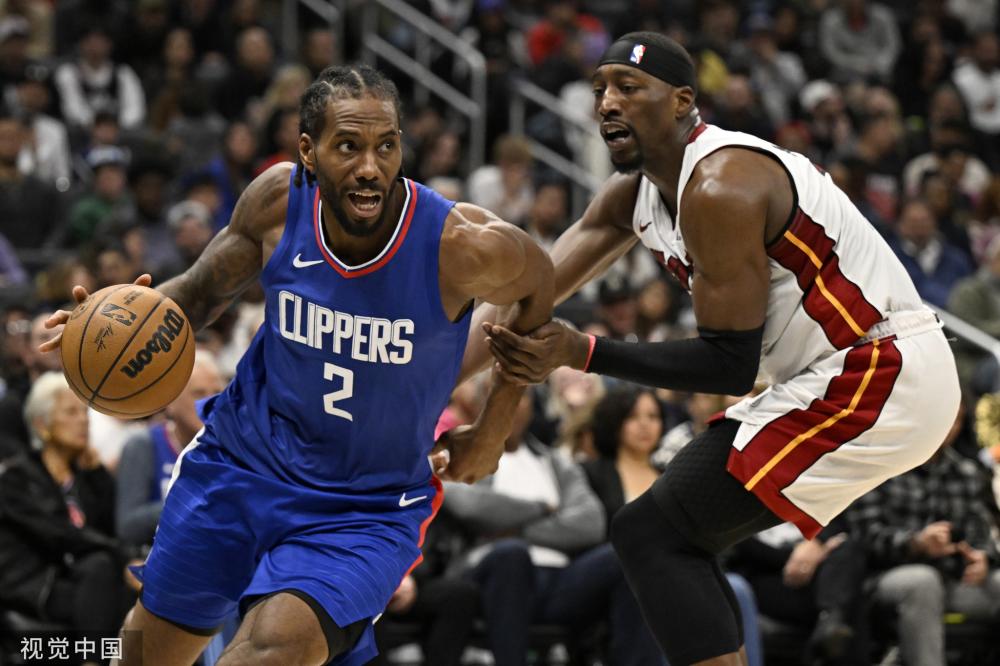 位居榜首的 位居榜首的