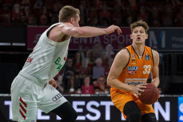 对手在联赛 对手在联赛