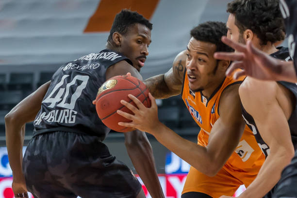 争中更具底 争中更具底