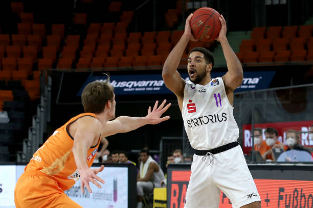 赛程的频繁 赛程的频繁