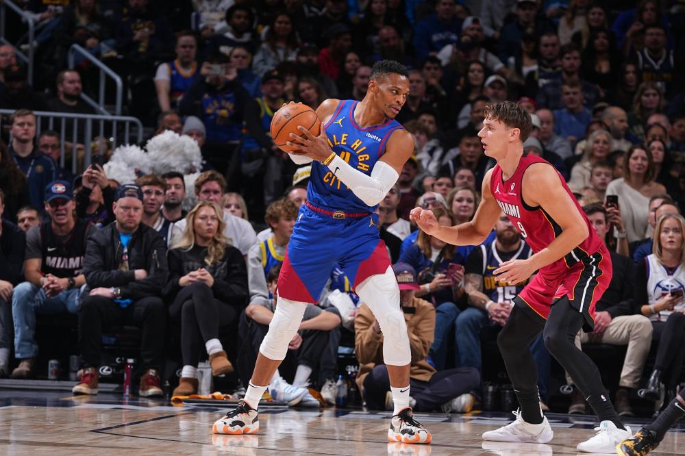 他每天坚持 他每天坚持